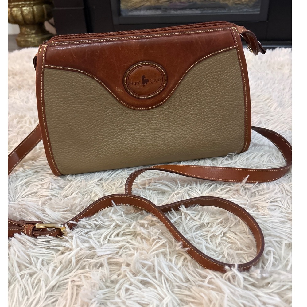 Vintage Hunt Club Leather Crossbody Bag Tan Brown Saddle Bag Flap Buckle Strap